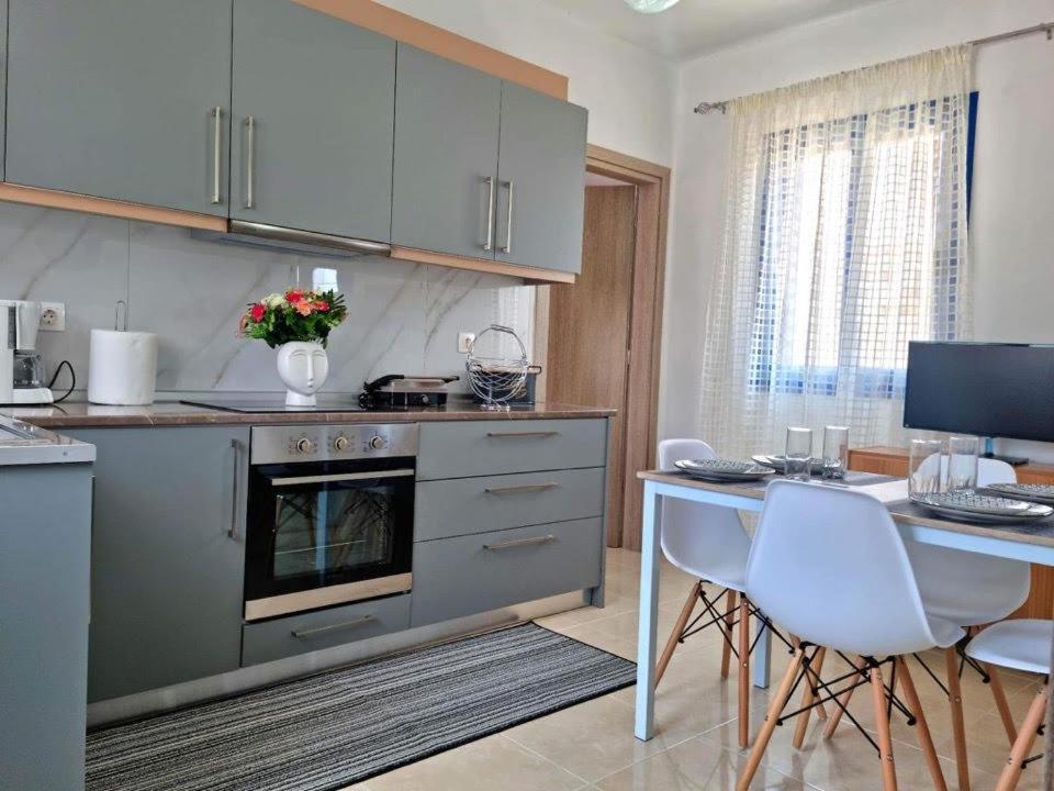 Dionysia Apartments Livadia  Exterior foto