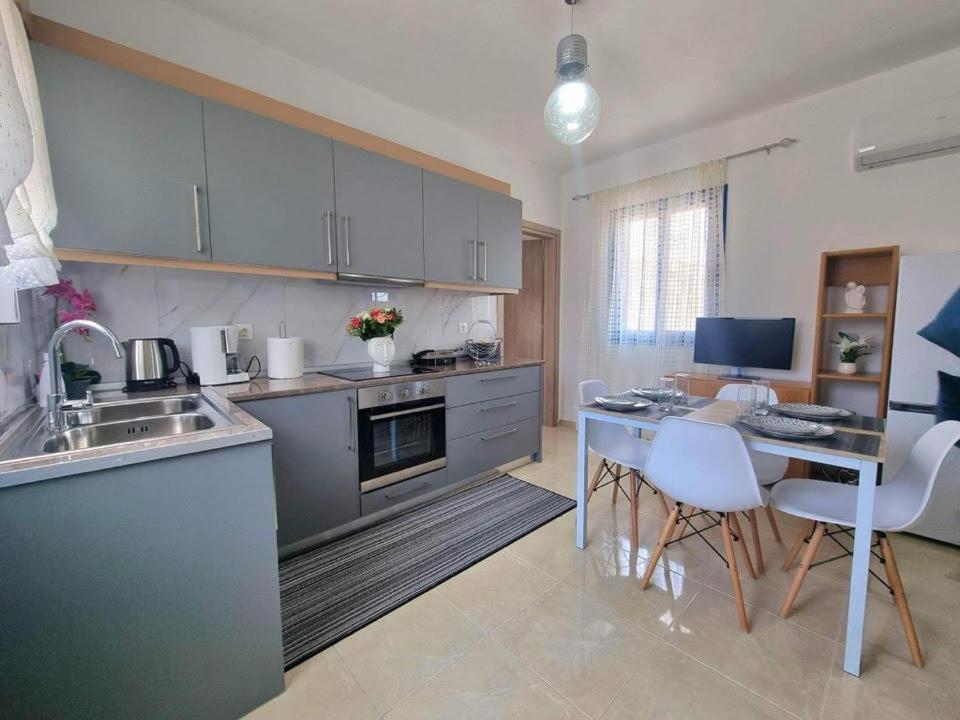 Dionysia Apartments Livadia  Exterior foto